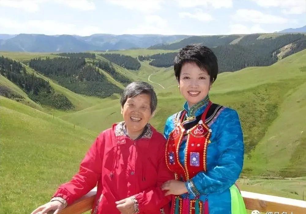 黄薇和蔡国庆是什么关系,黄薇蔡国庆