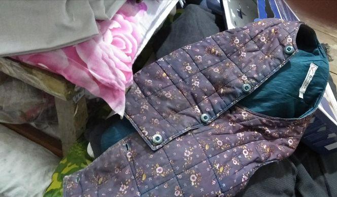 身穿15元鞋子老人向社会捐款1000万,老人穿15元鞋给家乡捐款1000万