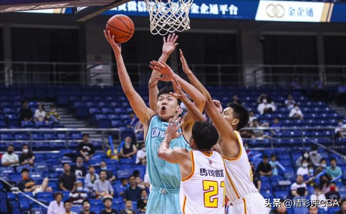 中国男篮32分10篮板,中国男篮单场狂砍36分7篮板