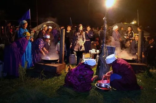 蒙古族敖包祭祀文化保护与传承,蒙古族祭敖包仪式的过程