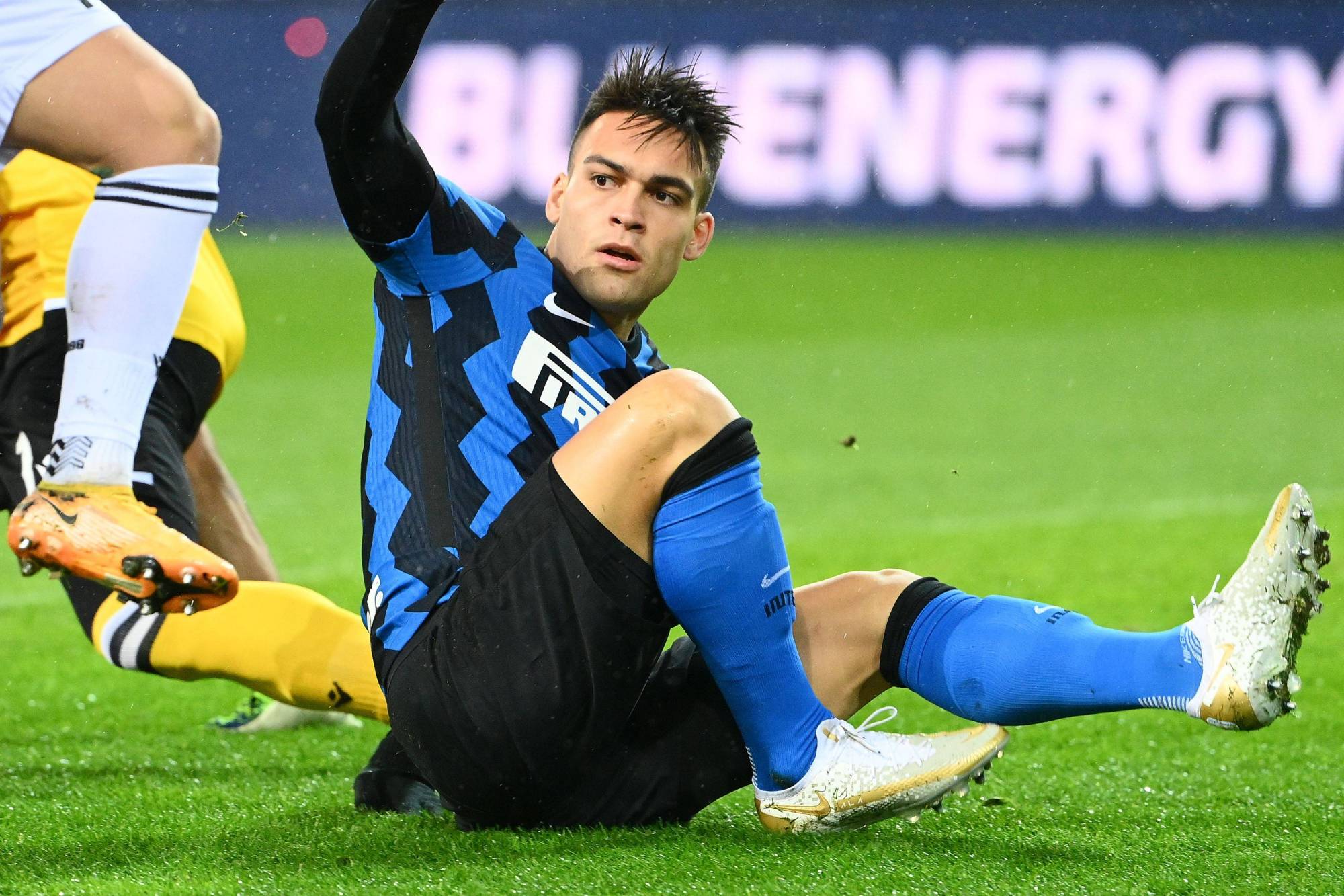 国米欧冠9战皇马取胜5次,欧冠皇马淘汰曼城进4强