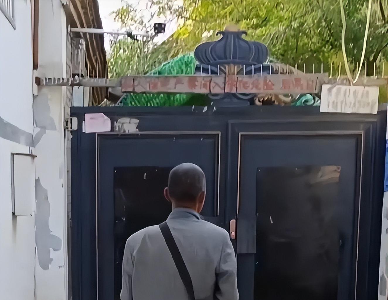 大衣哥被粉丝吓的视频,大衣哥的火爆场面