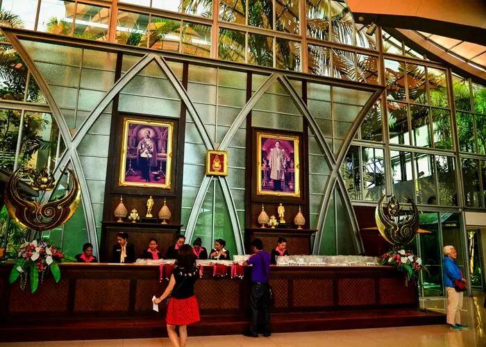 必逛的12个泰国（曼谷）珠宝交易中心