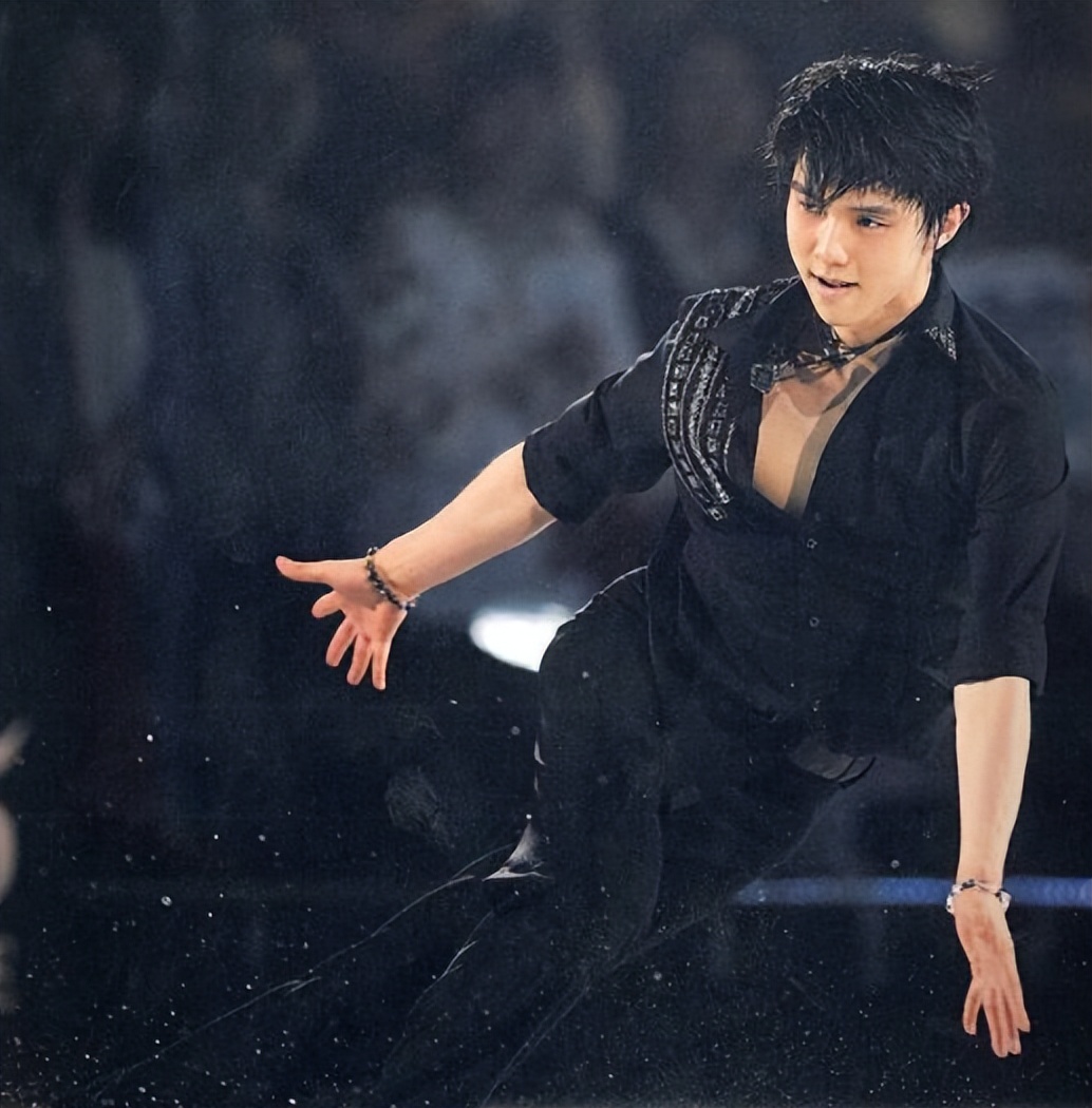 羽生结弦大头挂坠,羽生结弦手串被谁捡到