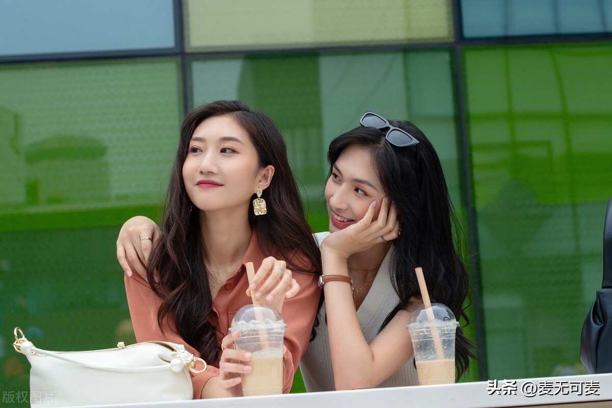 怎么通过快递单查询出轨证据,快递诈骗说有老公出轨证据