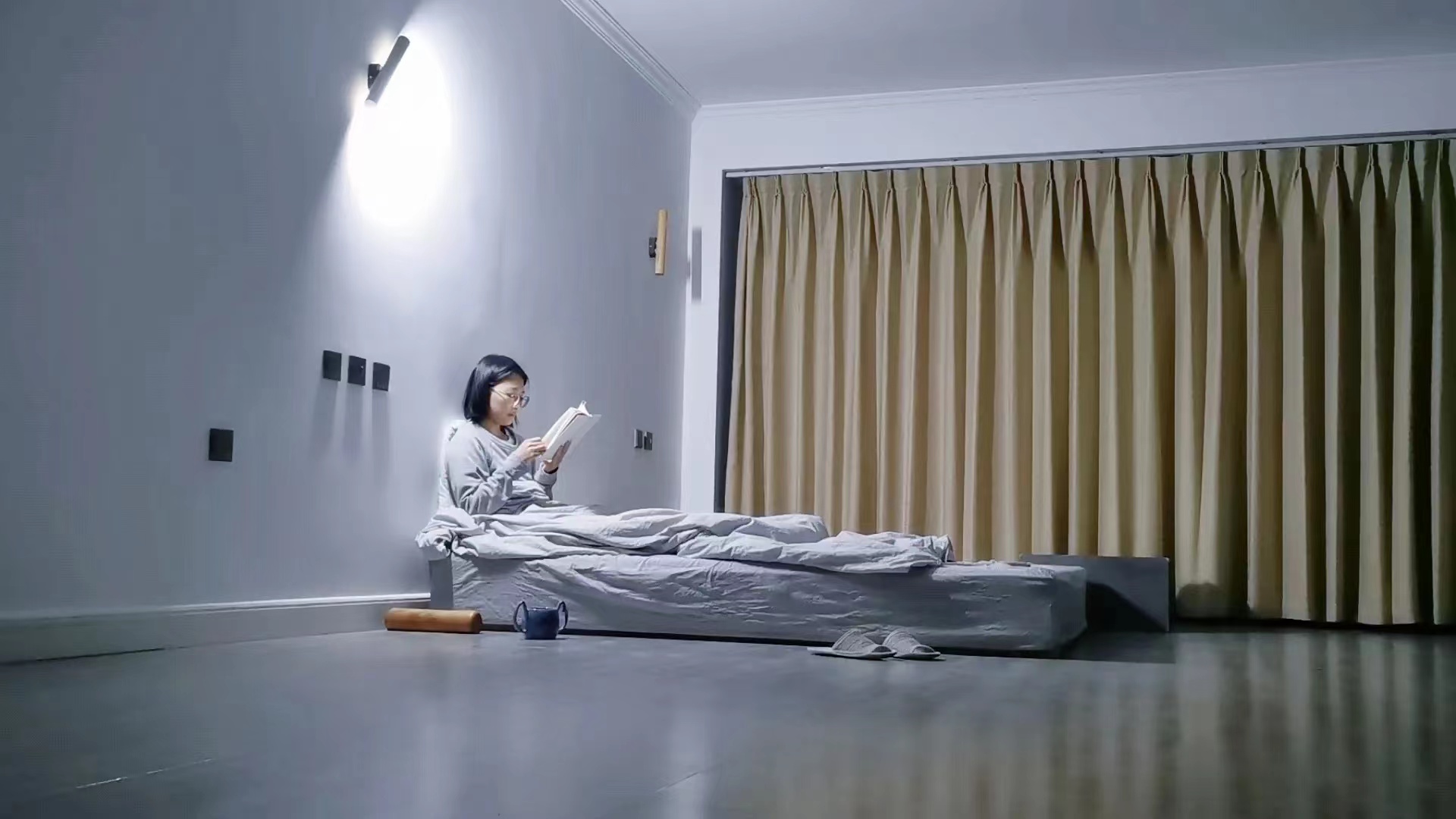 那个坚持“不消费”的断舍离女孩,捡蔫菜、蹭朋友,如今怎样了?