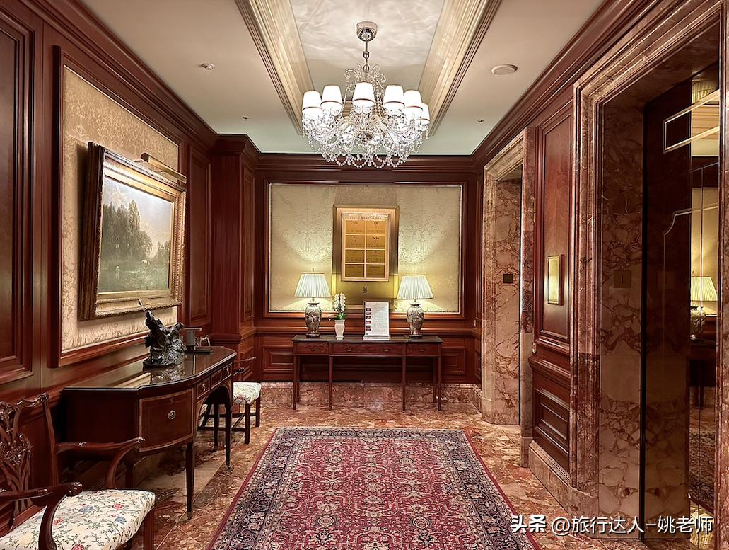 日本丽思卡尔顿酒店阴雨天高级感,大阪奢华酒店