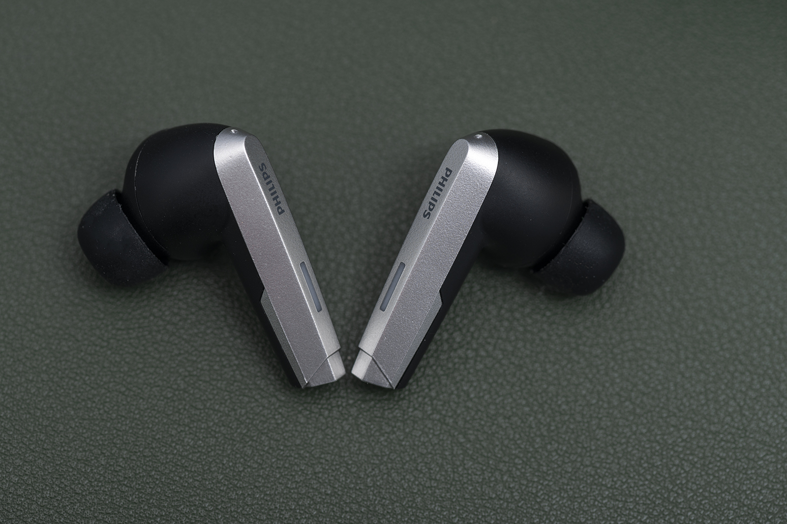 让7080动心的音频好物，来自郁金香国度的TWS耳机，飞利浦TAG3207