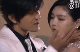 《东八区》下架,7部“叔圈”油腻史诗级巨制,你躲过了几部?