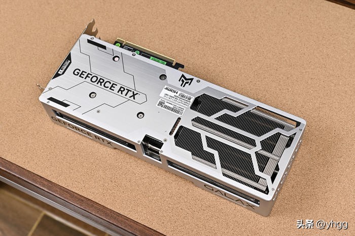 低调实用中塔——ROGZ690HERO+影驰4070Ti+银欣FARAB2装机展示