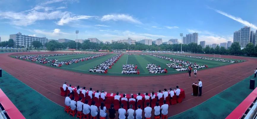 为什么华夏理工学院学费这么贵,为什么选择帝国理工