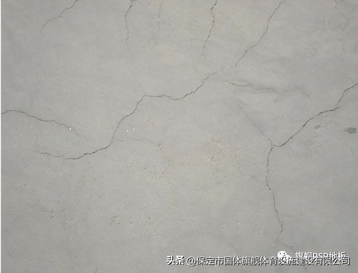 混凝土出现裂缝的原因,混凝土路面裂缝如何处理