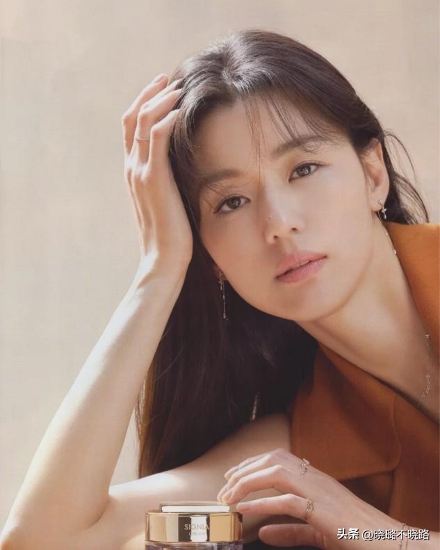 脸上有这三个特征的女人尽量避开,脸上哪些地方有痣的女生要珍惜