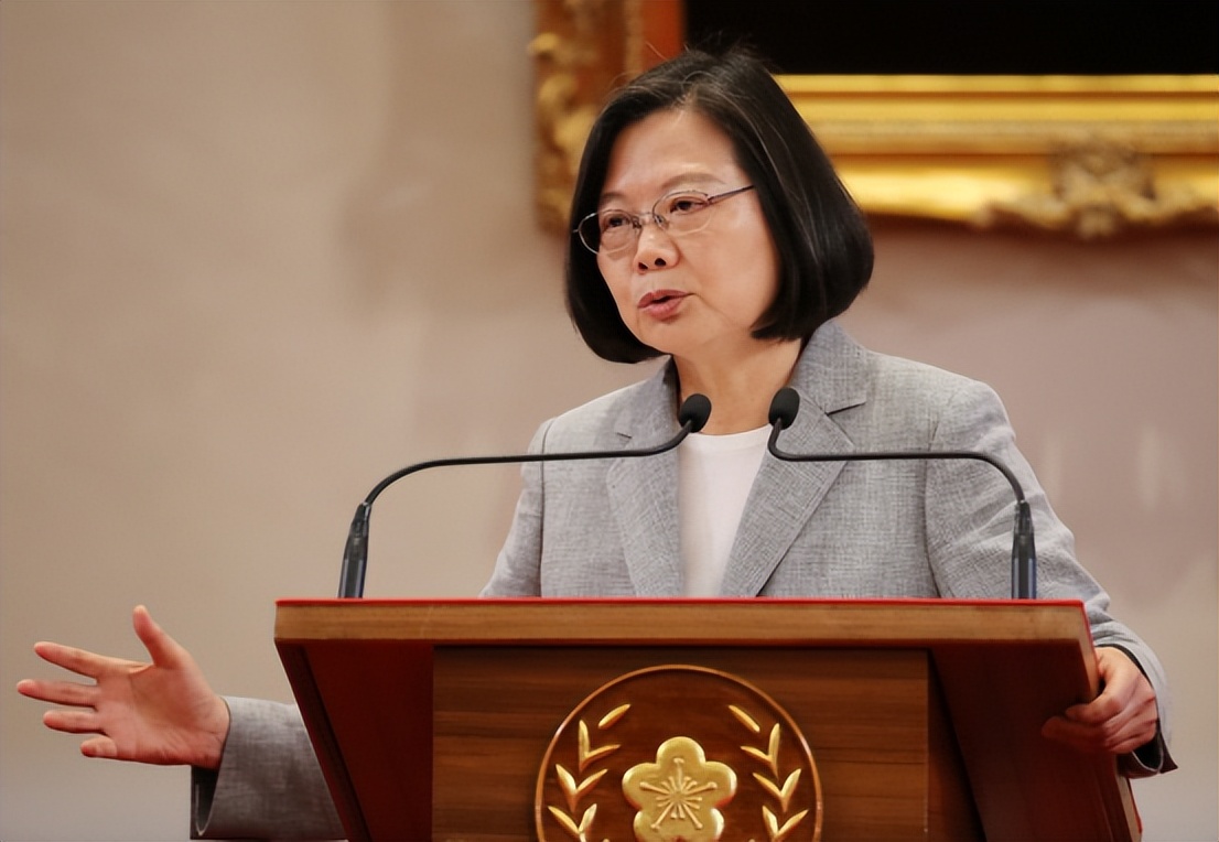 台军头扬言做好打第一枪准备后，台军出现逃兵，台媒：已游到大陆