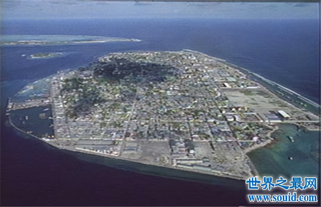 世界最拥挤的小岛,世界上最小的10个小岛