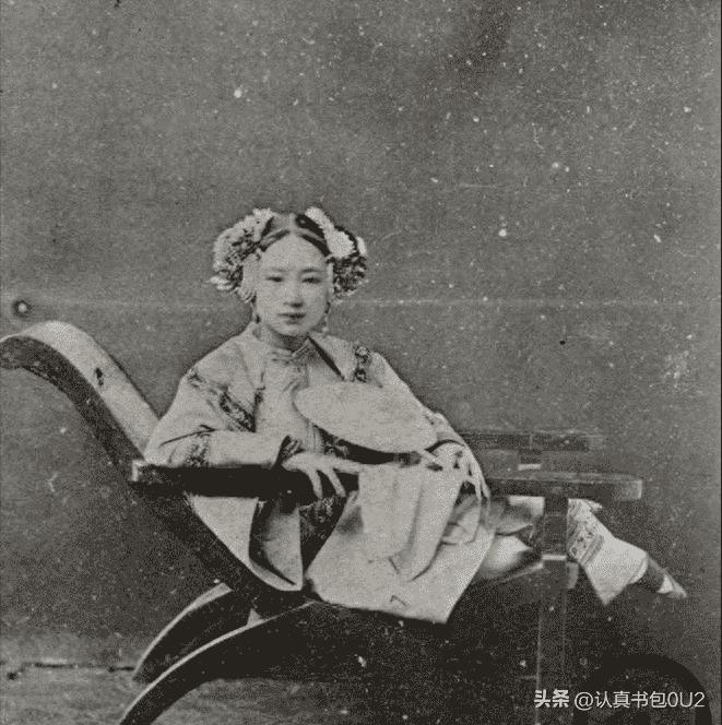 【时光印记】晚清花楼女子30张老照片,丰乳肥臀,仪态万千