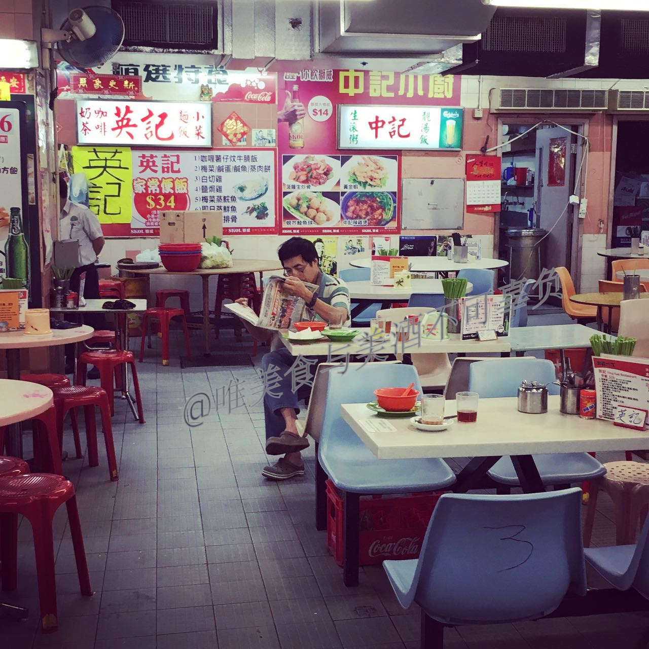 逛香港街市，买蔬菜生鲜，还有美味烧腊、蚝豉干贝，以及人间烟火