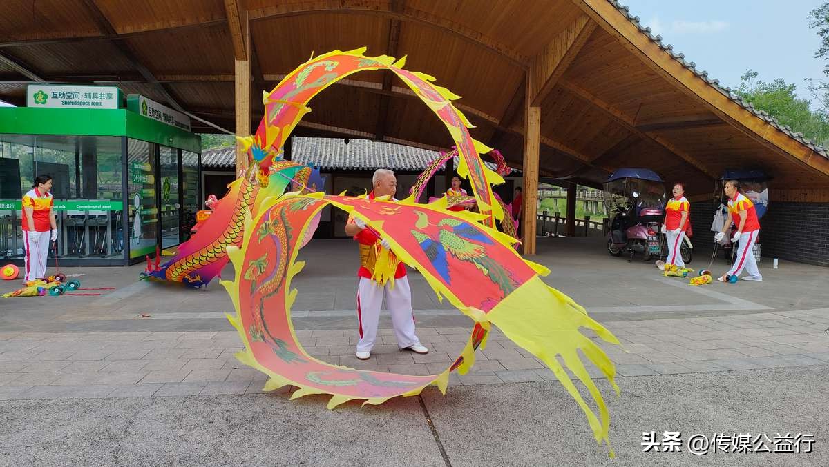 四川成都：传承红色基因深化爱国主义教育