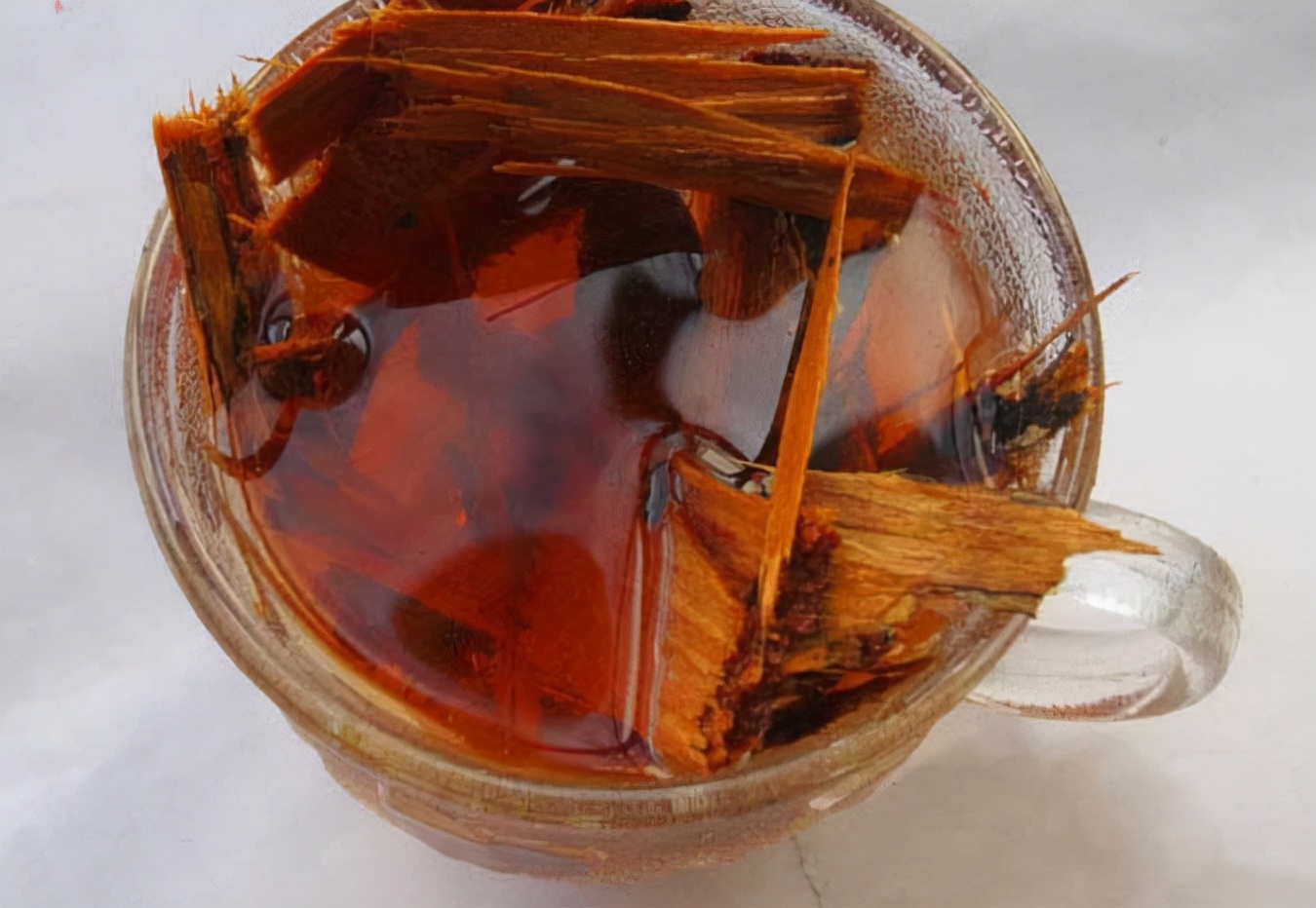 千年红豆杉被盗,40多棵树被人偷伐属于刑事案件吗