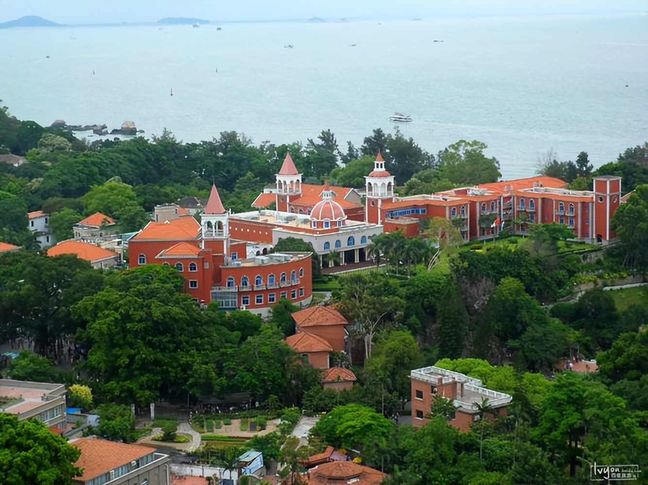 上百亿财富的富豪排行榜名单,福建前100名顶级富豪都是哪些人