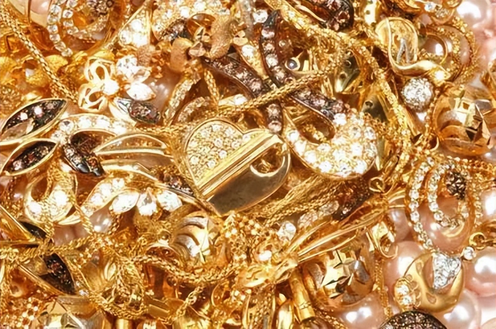 玫瑰金和黄金价格相差多少,3个9和4个9黄金价格相差多少