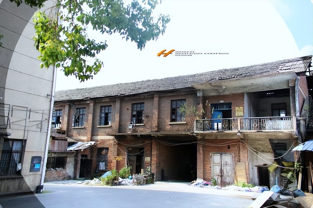 秋日出行，无意中遇见这家历史悠久的国营老工厂——邵阳电池厂