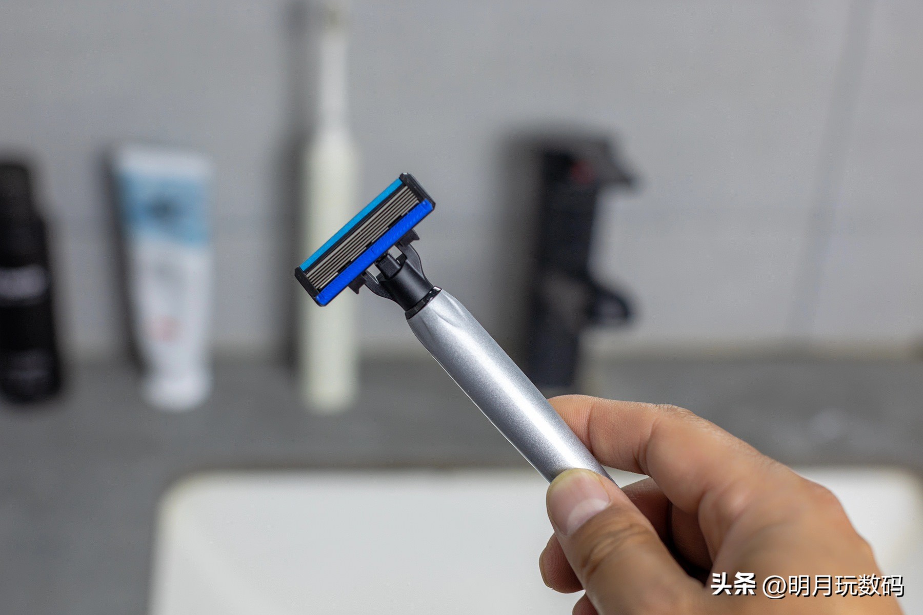 小飞碟剃须刀好用嘛,小飞碟剃须刀哪种好用