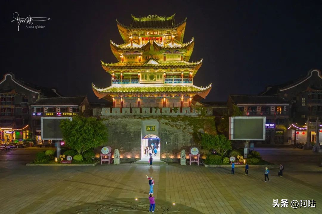 花费上亿打造的旅游城市,耗资100亿的古城