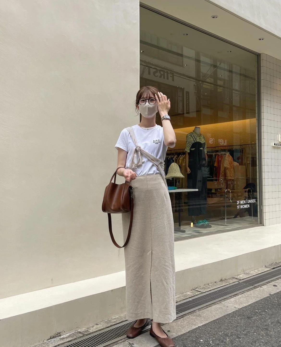 为什么建议你“裙长不过踝”，看完这些日本主妇就知道，优雅高级