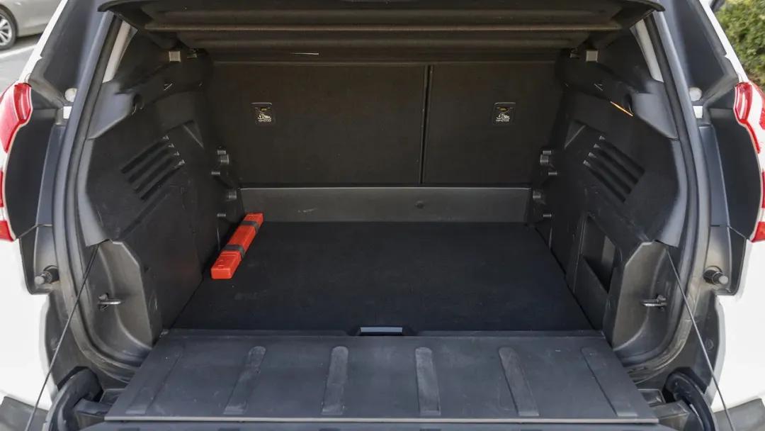 7万多二手suv,26万公里的标致3008多少钱