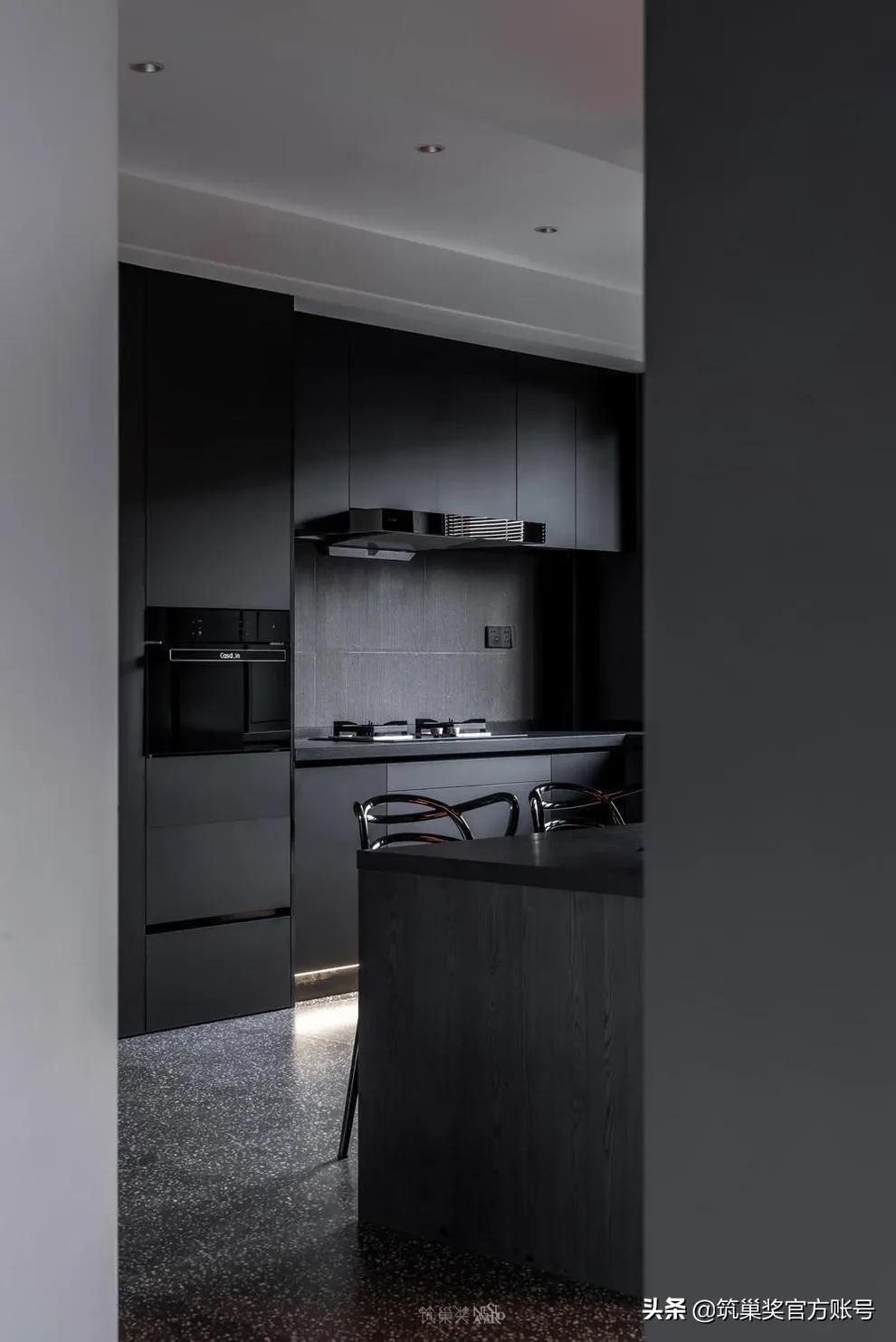 纯黑色装修设计师,纯黑色家装设计