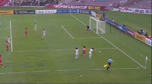 压哨绝杀中国女足3-2逆转韩国,铿锵玫瑰中国女足20秒短片