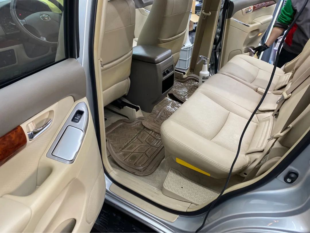 老款八十年代丰田霸道,经典丰田霸道老车翻新复活