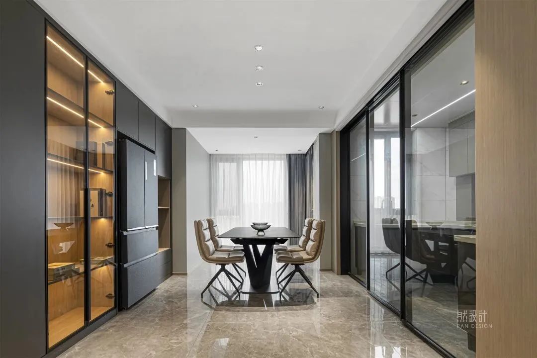 「设计向心致遇真我」第四届然设计2022年度杰出设计师——姜也