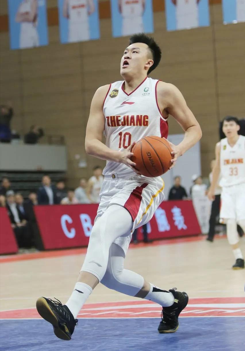 中国男篮落选人员,中国男篮球员最新18人名单