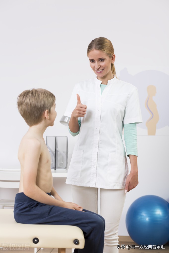 不要再因为工作的原因让自己的身材变样了，坐班时也能燃烧卡路里