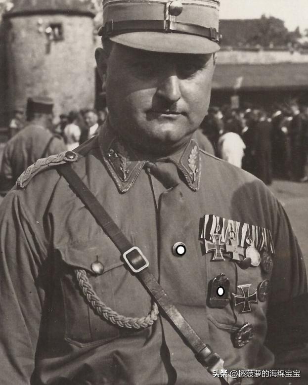 纳粹冲锋队用的什么枪,纳粹德军军衔图解