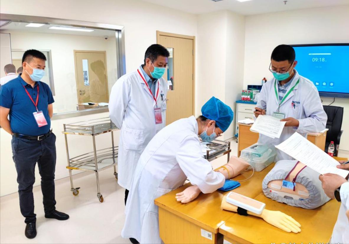 临床医学学什么好学,现在学临床医学专业有前途吗