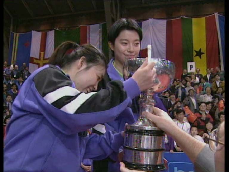 80年代中国女乒邓亚萍简历,王楠打败邓亚萍夺冠