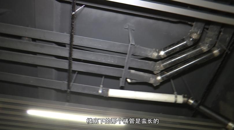 新视界公寓阳台,粪水倒灌新视界