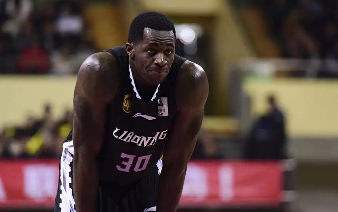 辽篮第一次夺冠杨鸣,辽宁男篮夺冠后杨鸣换主将上场