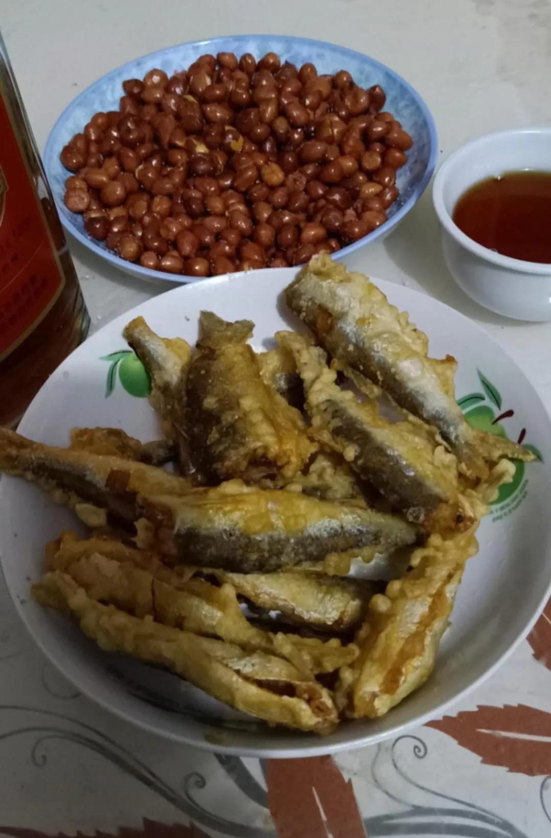 尴尬人遇尴尬事,尴尬人碰上尴尬事