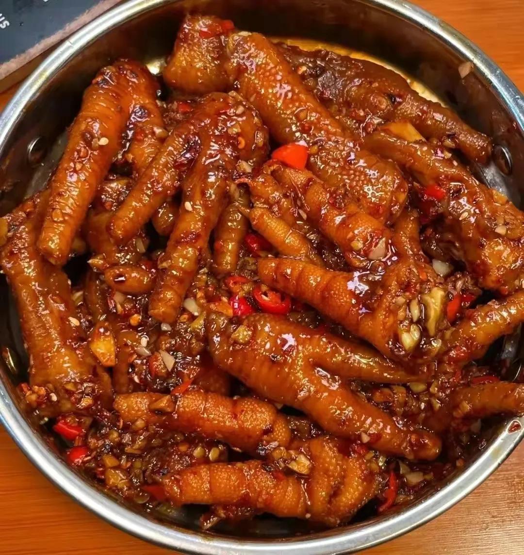 吃货们千万不要错过的昆明美食街,昆明翠湖公园附近美食街