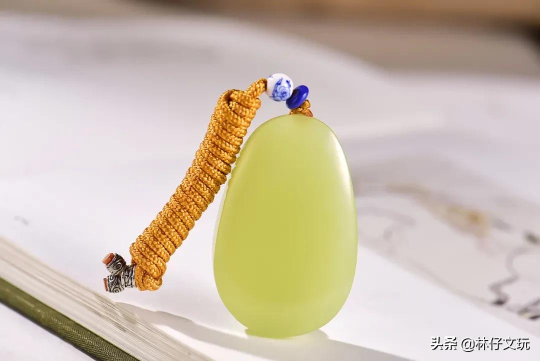 黄玉和黄口料哪个值钱一些,黄口料价值多少钱一斤