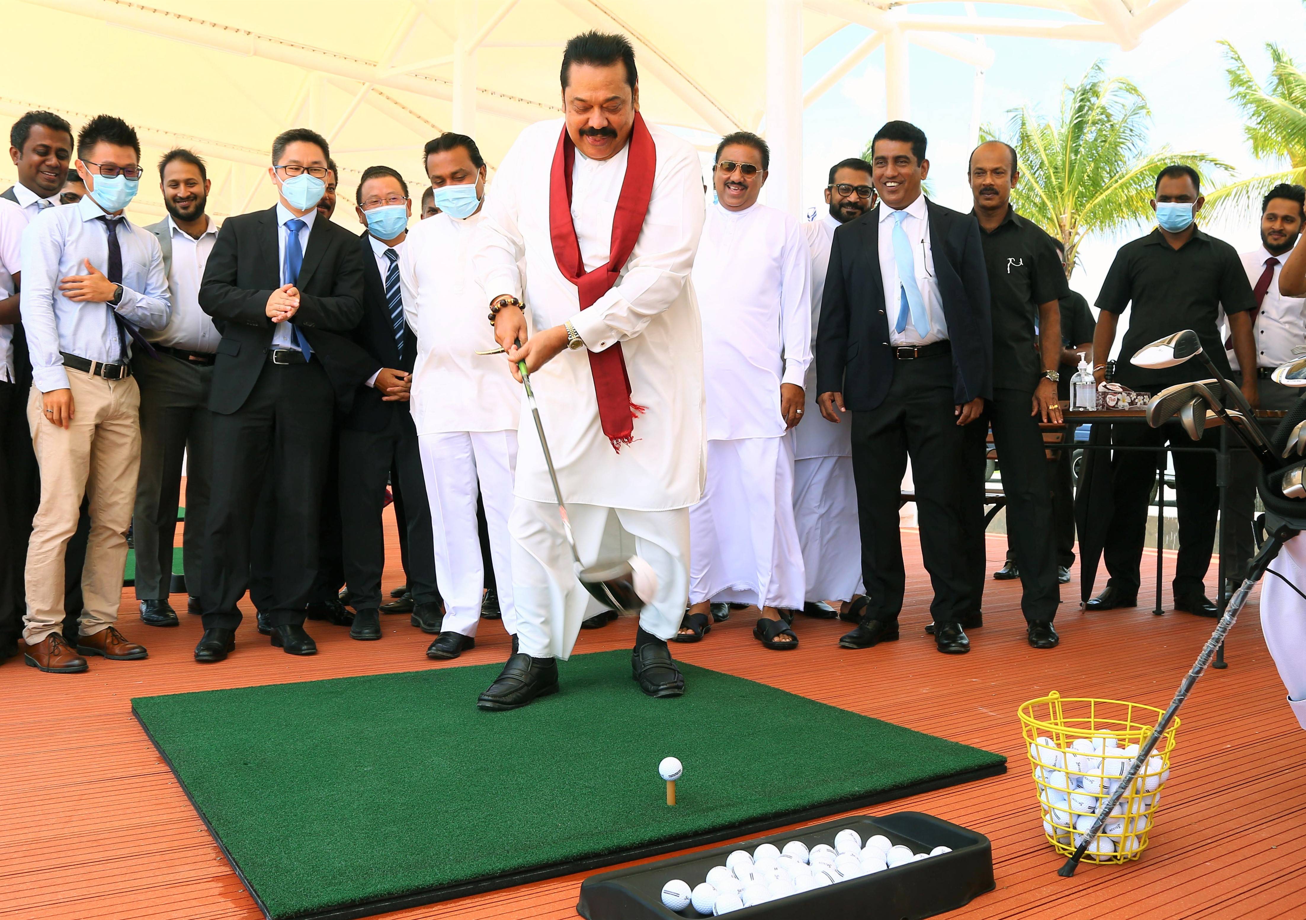 斯里兰卡破产跟美国有关系吗,斯里兰卡宣布破产后现状