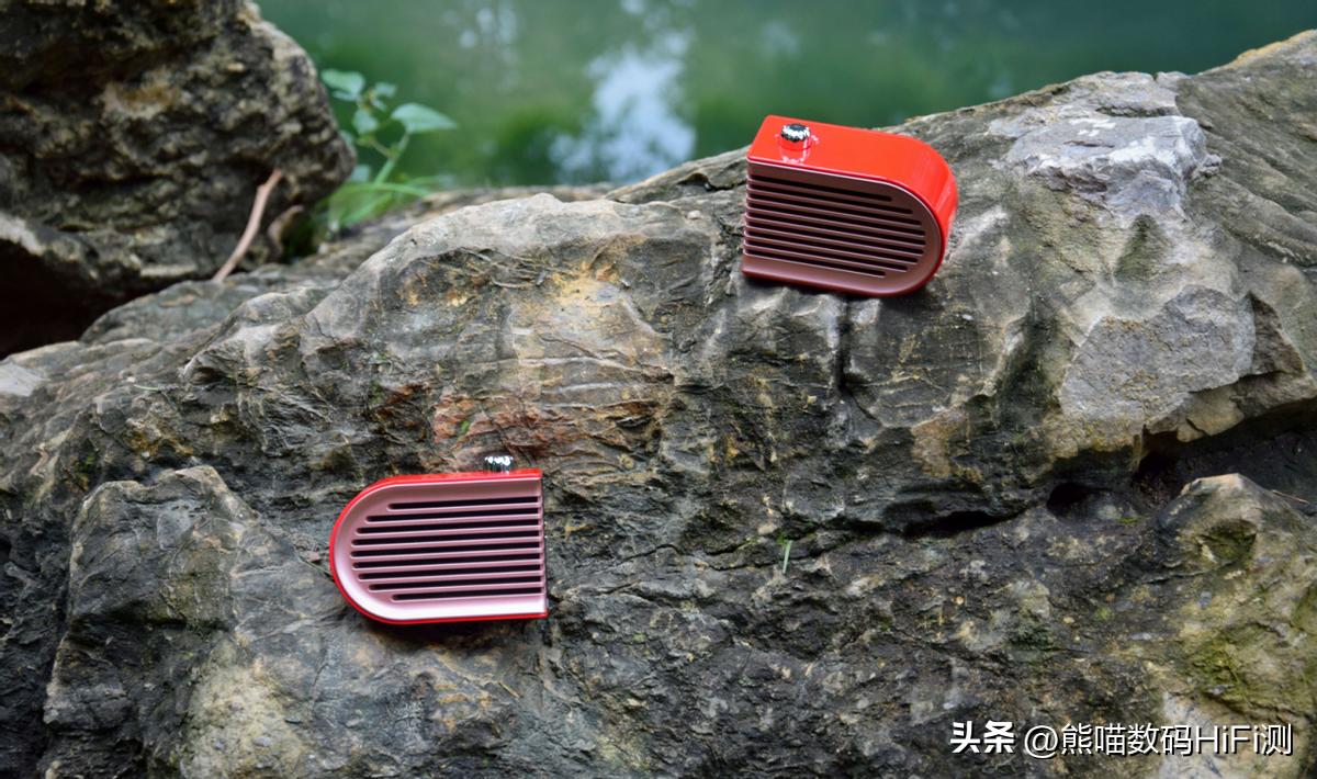 户外旅行神器，分体式TWS无线蓝牙音响艾刻iKKO ITS02评测