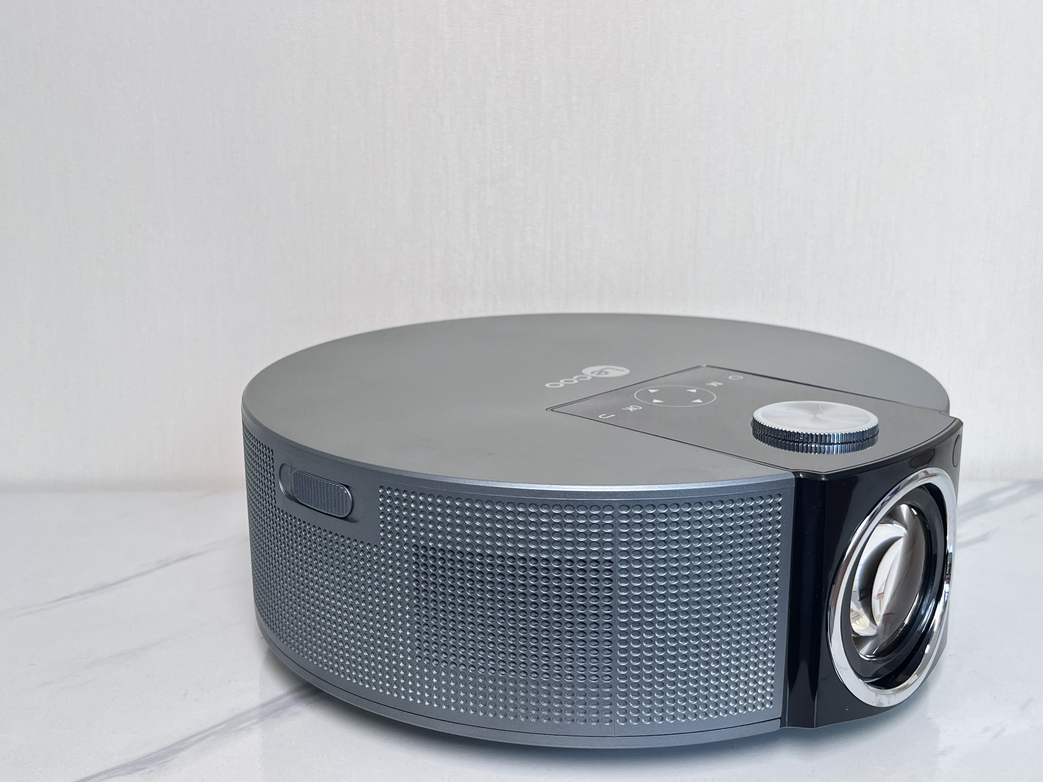 联想来酷leccop1投影仪测评,联想来酷p1智能投影仪测评效果