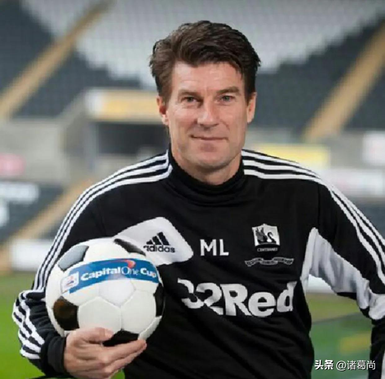 八次金球奖八次世界足球先生,五个金球奖得主