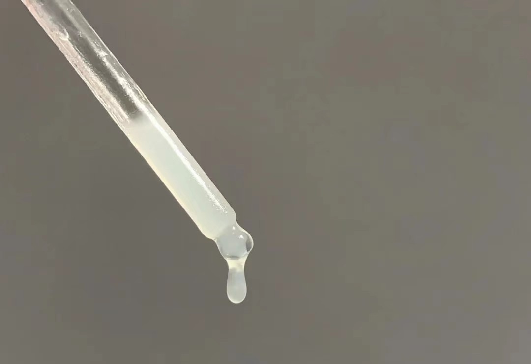 兰蔻抗衰老系列精华粉底,兰蔻修护保湿维稳精华