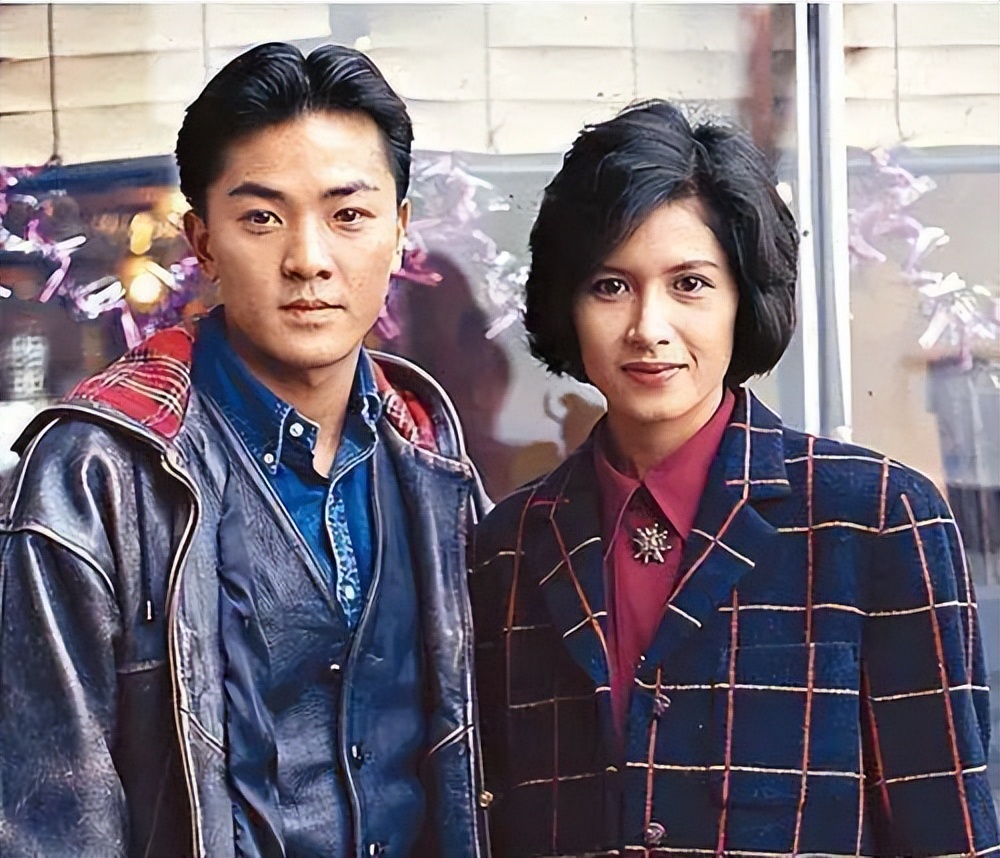 23年前背负“小三”骂名落入低谷，如今又成“赢家”？